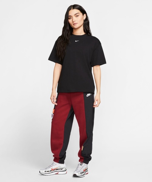 NIKE(ナイキ)の「ナイキ NIKE ウィメンズ エッセンシャル BF S/S トップ(Tシャツ/カットソー・レディース・ブラック/ホワイト・L/XL/S/M)」の7枚目の写真