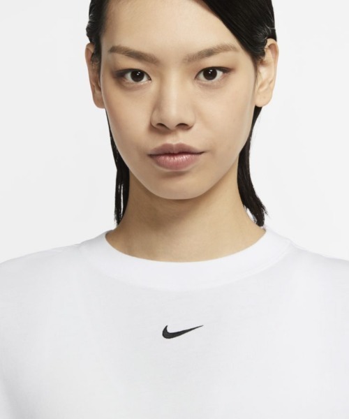 NIKE(ナイキ)の「ナイキ NIKE ウィメンズ エッセンシャル BF S/S トップ(Tシャツ/カットソー・レディース・ブラック/ホワイト・L/XL/S/M)」の12枚目の写真