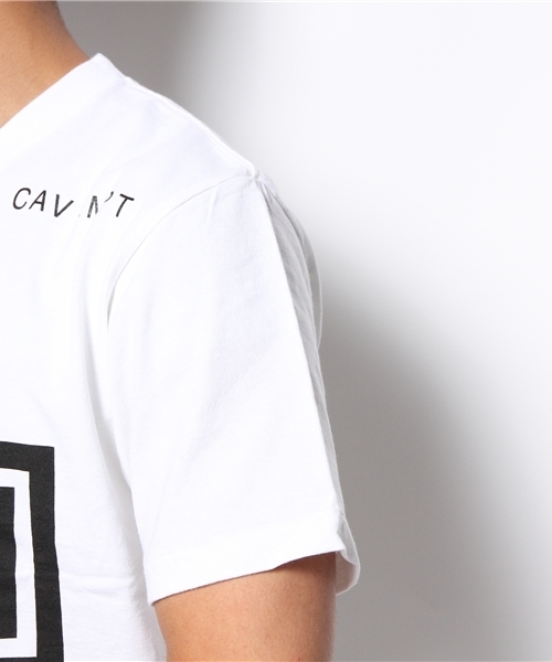 BEAMS T（ビームスティー）の「C.E / ZIGGURAT ロゴ Tシャツ（Tシャツ/カットソー・メンズ・ホワイト・MEDIUM/LARGE/SMALL）」の7枚目の写真