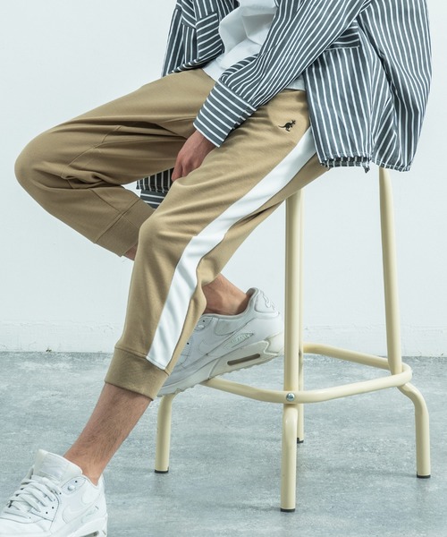 KANGOL(カンゴール)の「KANGOL 別注 ポンチ クロップドジョガーパンツ ラインパンツ ユニセックス(その他パンツ・メンズ・ホワイト/ブラック/ネイビー/グレー/カーキ/ホワイト系その他/ブラック系その他/グレー系その他/ベージュ系その他/ブルー系その他/チャコール/ホワイト系その他2/ブラック系その他2/グレー系その他2/グレー系その他3/グレー系その他4/ベージュ系その他2/ブルー系その他2・M/L/LL)」の13枚目の写真
