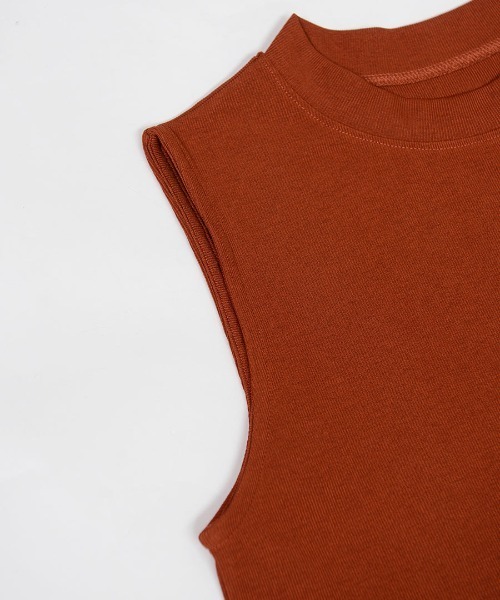 shopnikoniko（ショップニコニコ）の「細リブロングスリットベルト付チュニック（ワンピース・レディース・ブラック/ベージュ/オレンジ/キナリ・フリー）」の7枚目の写真