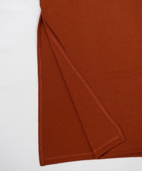 shopnikoniko（ショップニコニコ）の「細リブロングスリットベルト付チュニック（ワンピース・レディース・ブラック/ベージュ/オレンジ/キナリ・フリー）」の8枚目の写真