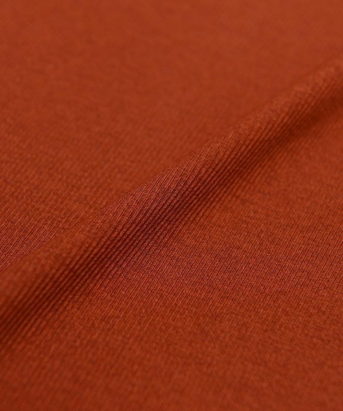 shopnikoniko（ショップニコニコ）の「細リブロングスリットベルト付チュニック（ワンピース・レディース・ブラック/ベージュ/オレンジ/キナリ・フリー）」の12枚目の写真