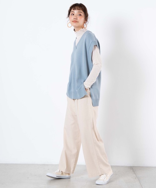 WEGO（ウィゴー）の「WEGO/Vネックカラーニットベスト（ベスト・レディース・ホワイト/ベージュ/グリーン系その他/ブルー系その他/ホワイト系その他・FREE）」の16枚目の写真