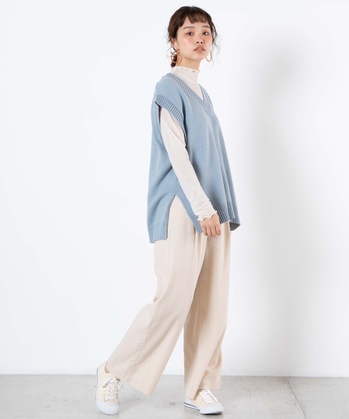 WEGO（ウィゴー）の「WEGO/Vネックカラーニットベスト（ベスト・レディース・ホワイト/ベージュ/グリーン系その他/ブルー系その他/ホワイト系その他・FREE）」の15枚目の写真