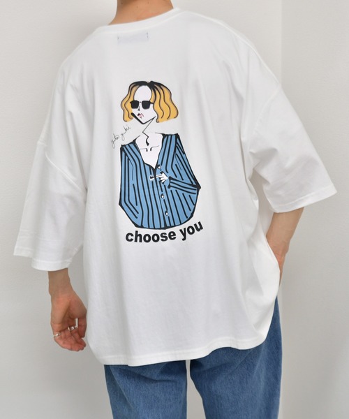 kutir(クティール)の「レトロガールTシャツ コラボTシャツ(Tシャツ/カットソー・メンズ・ホワイト/ダークグリーン/ダークブルー/オフホワイト/グレイッシュベージュ/グレー系その他・SMALL/MEDIUM/LARGE)」の3枚目の写真