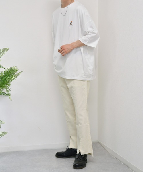 kutir(クティール)の「レトロガールTシャツ コラボTシャツ(Tシャツ/カットソー・メンズ・ホワイト/ダークグリーン/ダークブルー/オフホワイト/グレイッシュベージュ/グレー系その他・SMALL/MEDIUM/LARGE)」の9枚目の写真