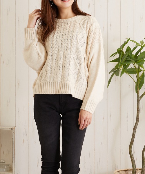 TONE SELECT WEAR(トーンセレクトウェア)の「【TONE SELECT WEAR】ケーブルクルーネックニット(BL)(ニット/セーター・レディース・オレンジ/ピンク/グレー/ダークグリーン/ブラック/アイボリー・FREE)」の2枚目の写真