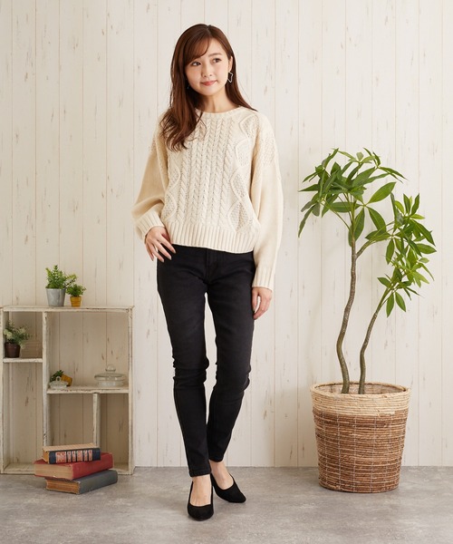 TONE SELECT WEAR(トーンセレクトウェア)の「【TONE SELECT WEAR】ケーブルクルーネックニット(BL)(ニット/セーター・レディース・オレンジ/ピンク/グレー/ダークグリーン/ブラック/アイボリー・FREE)」の18枚目の写真