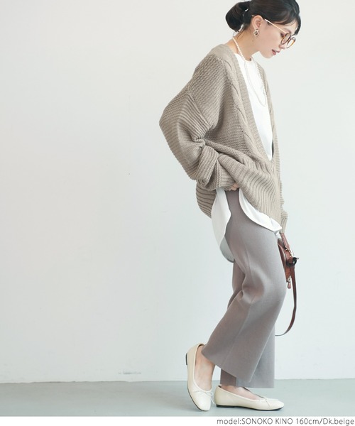 coca（coca）（コカ）の「深Vネックニット（ニット/セーター・レディース・ブラック/ダークベージュ・ONE SIZE）」の8枚目の写真