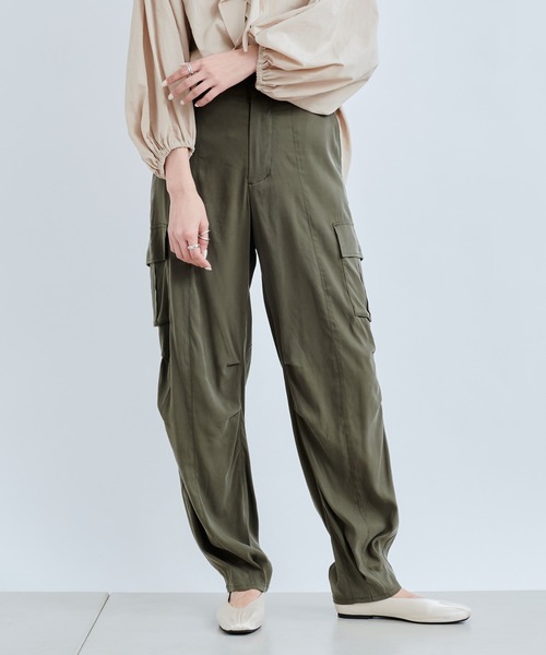 DouDou(ドゥドゥ)の「キュプラカーゴパンツ(その他パンツ・レディース・オフホワイト/カーキ・36/38)」の16枚目の写真