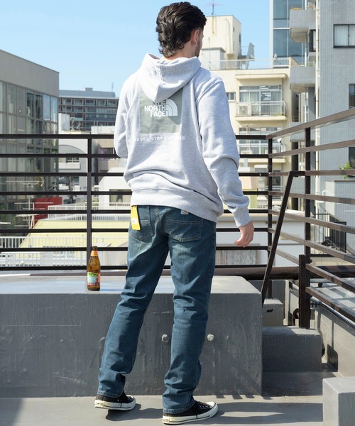 THE NORTH FACE(ザノースフェイス)の「THE NORTH FACE ボックスロゴパーカー(パーカー・メンズ・ブルー/イエロー/その他1/ネイビー/ライトグレー/ホワイト・SMALL/MEDIUM/LARGE/X-LARGE)」の11枚目の写真
