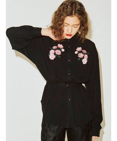 jouetie（ジュエティ）の「フラワーシャツ＆レースパンツ（シャツ/ブラウス・レディース・ブラック/ブルー/アイボリー・MEDIUM）」の16枚目の写真