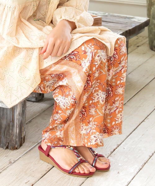 チャイハネ(チャイハネ)の「【チャイハネ】ギャビーストリングサンダル(サンダル・レディース・ブラック/ブルー/ワイン・M/L)」の7枚目の写真