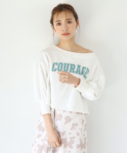 one after another NICE CLAUP（ワンアフターアナザーナイスクラップ）の「ショートカレッジロゴスウェット（Tシャツ/カットソー・レディース・ベージュ/ネイビー/グレー/オフホワイト・FREE）」の6枚目の写真