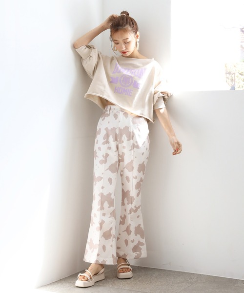 one after another NICE CLAUP（ワンアフターアナザーナイスクラップ）の「ショートカレッジロゴスウェット（Tシャツ/カットソー・レディース・ベージュ/ネイビー/グレー/オフホワイト・FREE）」の12枚目の写真