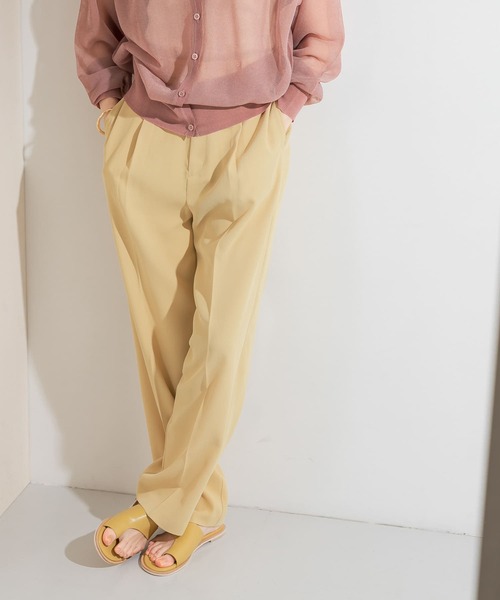 KBF（ケイビーエフ）の「ワンタックスラックス（その他パンツ・レディース・イエロー/アイボリー/ネイビー・38/36）」の18枚目の写真