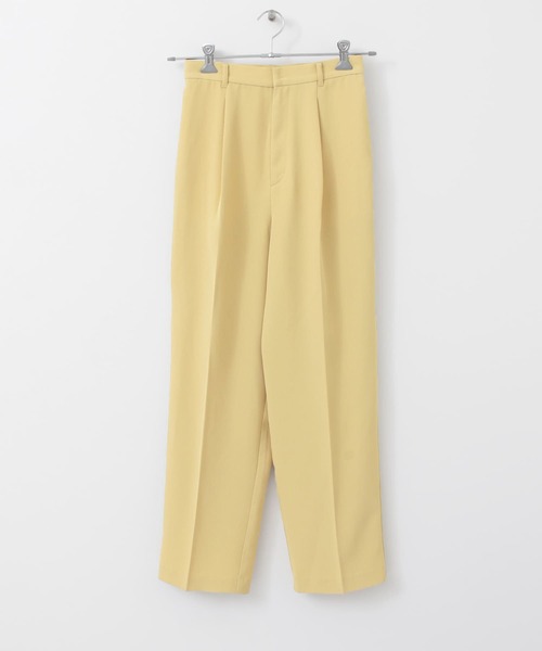 KBF（ケイビーエフ）の「ワンタックスラックス（その他パンツ・レディース・イエロー/アイボリー/ネイビー・38/36）」の4枚目の写真