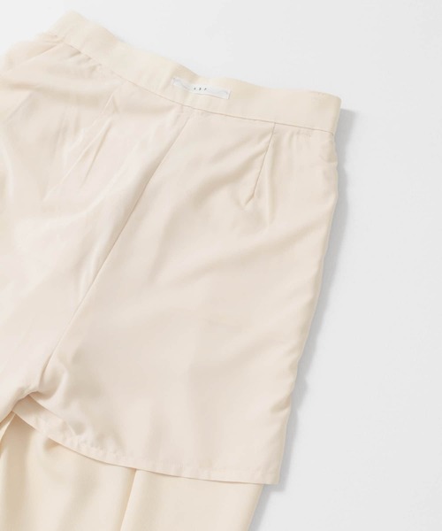 KBF（ケイビーエフ）の「ワンタックスラックス（その他パンツ・レディース・イエロー/アイボリー/ネイビー・38/36）」の10枚目の写真