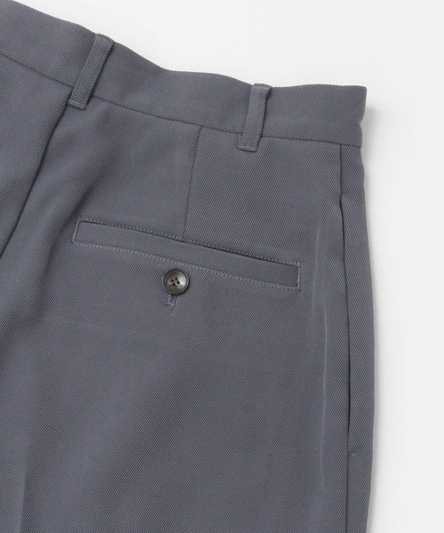 KBF（ケイビーエフ）の「ワンタックスラックス（その他パンツ・レディース・イエロー/アイボリー/ネイビー・38/36）」の12枚目の写真