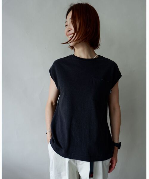 MANASTASH（マナスタッシュ）の「MANASTASH/マナスタッシュ　HEMP SLEEVELESS TEE ヘンプスリーブレスティー（Tシャツ/カットソー・レディース・ブラック/ナチュラル/オレンジ系その他・MEDIUM）」の4枚目の写真