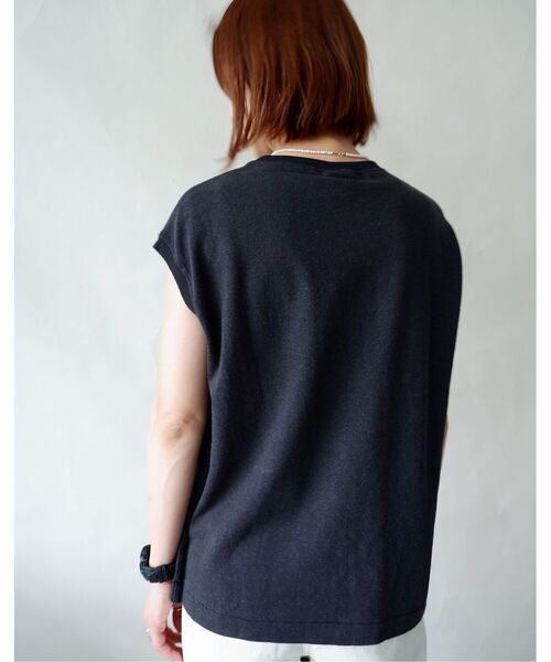 MANASTASH（マナスタッシュ）の「MANASTASH/マナスタッシュ　HEMP SLEEVELESS TEE ヘンプスリーブレスティー（Tシャツ/カットソー・レディース・ブラック/ナチュラル/オレンジ系その他・MEDIUM）」の6枚目の写真