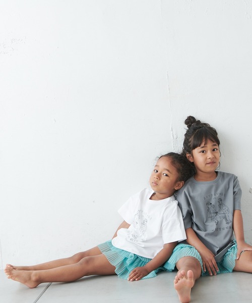 PUAL CE CIN（ピュアルセシン）の「【WEB限定】KIDSオーガニックコットンガス焼きプリントTシャツ（Tシャツ/カットソー・キッズ・ブラック/グレー/ホワイト系その他/ホワイト系その他2・M/L）」の5枚目の写真