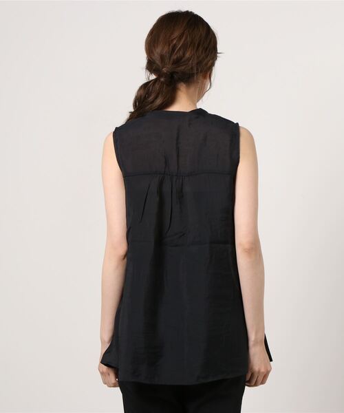 Per sist ence(パーシエンス)の「Per sist ence/パーシエンス ピンタックノースリーブシャツ(シャツ/ブラウス・レディース・オフホワイト/カーキ/ブラック・FREE)」の5枚目の写真