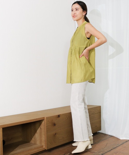 Per sist ence(パーシエンス)の「Per sist ence/パーシエンス ピンタックノースリーブシャツ(シャツ/ブラウス・レディース・オフホワイト/カーキ/ブラック・FREE)」の15枚目の写真