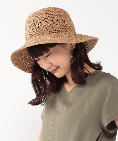 Petit Honfleur（プチオンフルール）の「透かし編みペーパーハット（ハット・レディース・ベージュ/ネイビー・フリー）」の2枚目の写真
