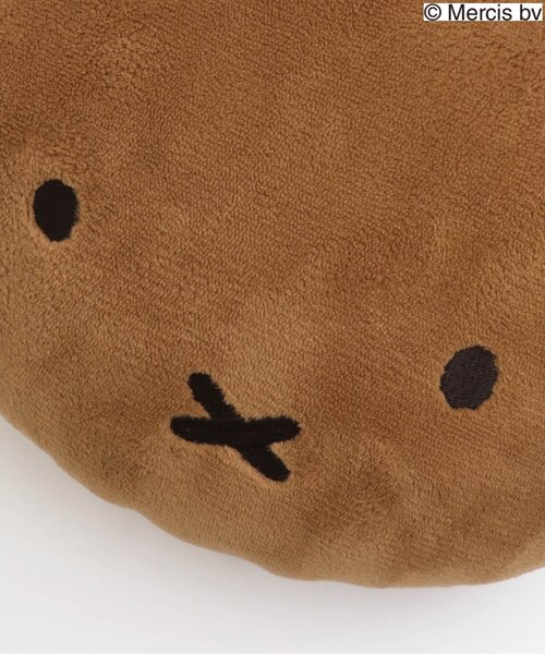 Miffy（ ミッフィー）の「/miffyふかふかおひるねクッション（クッション/クッションカバー・キッズ・ブラウン/オフホワイト・FREE）」の6枚目の写真