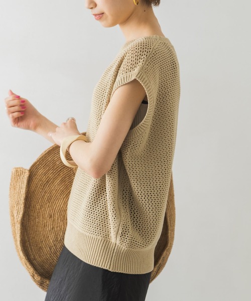 URBAN RESEARCH（アーバンリサーチ）の「メッシュニットプルオーバー（ニット/セーター・レディース・ブラウン系その他/ブラック/ベージュ・FREE）」の22枚目の写真