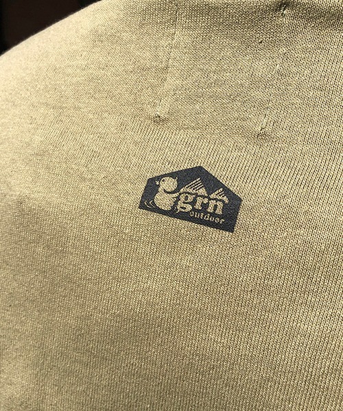 grn（ジーアールエヌ）の「grn outdoor ジーアールエヌ アウトドア HIASOBI CAMPER S/S TEE tシャツ 難燃加工（Tシャツ/カットソー・メンズ・オリーブ/ホワイト・MEDIUM/LARGE/X-LARGE）」の3枚目の写真