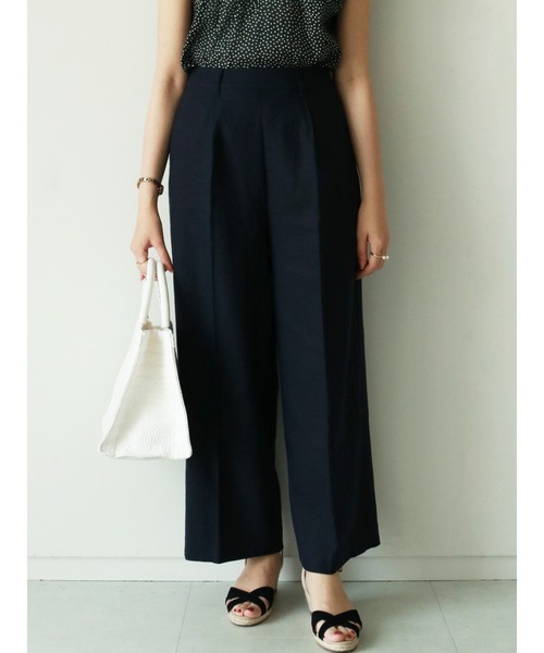 Te chichi(テチチ)の「レーヨンリネンワイドパンツ(その他パンツ・レディース・ベージュ/ネイビー・SMALL/MEDIUM)」の2枚目の写真