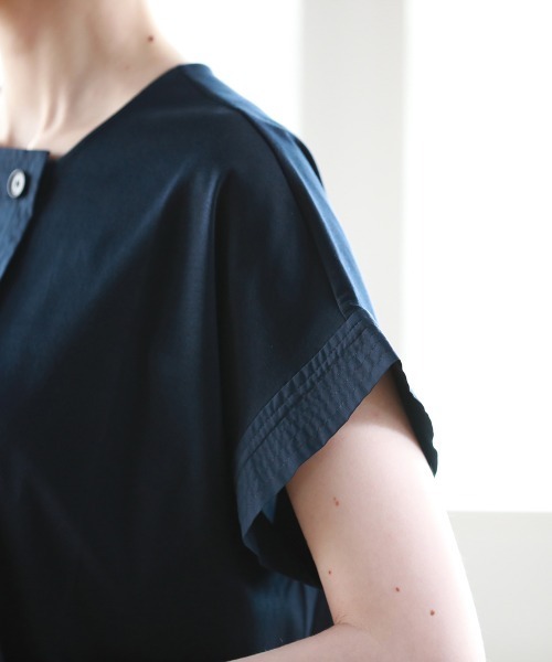 Pao de lo（パオデロ）の「【VOYAGE】プリマザイムスムースカットソー（Tシャツ/カットソー・レディース・ブラック/ネイビー・9号）」の14枚目の写真