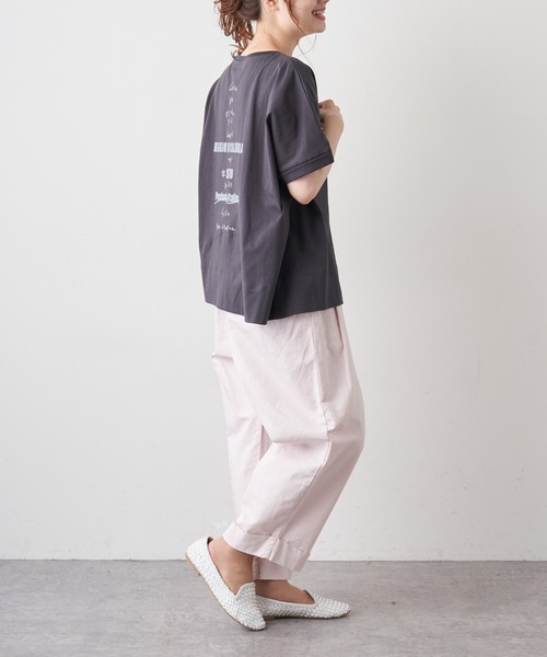 PUAL CE CIN（ピュアルセシン）の「【WEB限定カラーあり】擬麻加工天竺バックプリントショートスリーブ（Tシャツ/カットソー・レディース・ホワイト/チャコール/ベージュ/ナチュラル・FREE）」の13枚目の写真