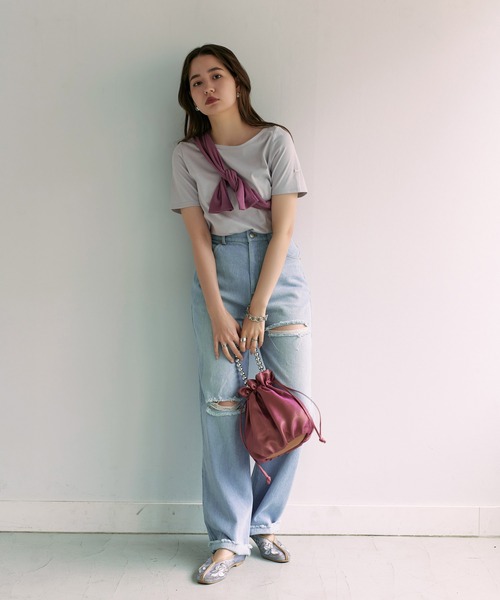 TINA:JOJUN(ティーナジョジュン)の「ボートネック 半袖Tシャツ TINA:JOJUN(Tシャツ/カットソー・レディース・ホワイト/グレイッシュベージュ/ライトブルーグレー/ブラック・M)」の8枚目の写真