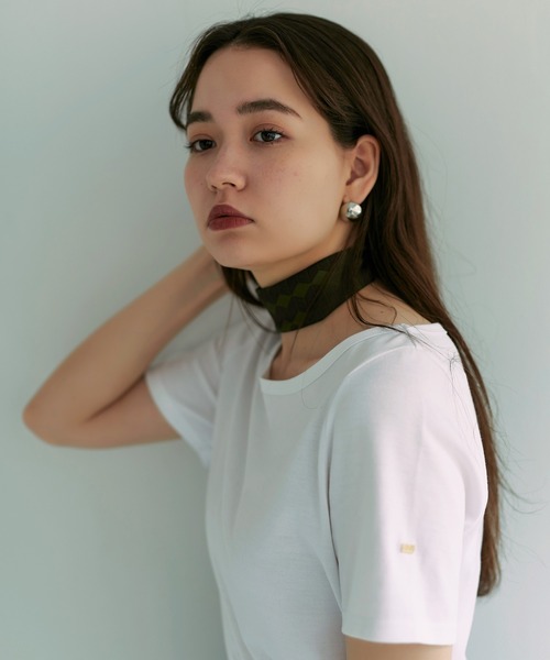 TINA:JOJUN(ティーナジョジュン)の「ボートネック 半袖Tシャツ TINA:JOJUN(Tシャツ/カットソー・レディース・ホワイト/グレイッシュベージュ/ライトブルーグレー/ブラック・M)」の14枚目の写真