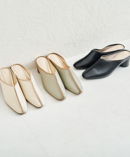 ORiental TRaffic(オリエンタルトラフィック)の「パイピングミュールサンダル/11301(パンプス・レディース・ベージュ/グリーン/ブラック・L/M/LL/S)」の3枚目の写真