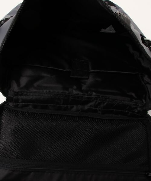Admiral(アドミラル)の「Admiral(アドミラル)スクエアバックパック(バックパック/リュック・メンズ・ブラック/ネイビー系1・ONE SIZE)」の4枚目の写真