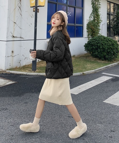 ABITOKYO(アビトーキョー)の「エコーファー衿キルティング中綿ジャケット(ダウンジャケット/コート・レディース・ブラック/ブラウン/アイボリー・M/L)」の21枚目の写真