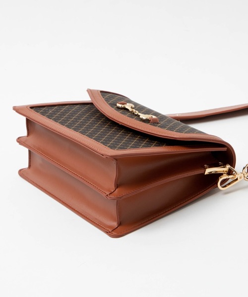 WEGO(ウィゴー)の「WEGO/ビット付きフラップショルダー(ショルダーバッグ・レディース・ブラック/その他1/その他2/ブラウン・FREE)」の14枚目の写真