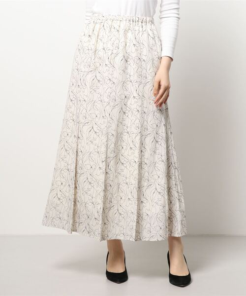 m.f.editorial（エムエフエディトリアル）の「m.f.エディトリアル レディース ラインプリント マーメイドマキシスカート（スカート・レディース・アイボリー・S/LARGE/MEDIUM）」の4枚目の写真