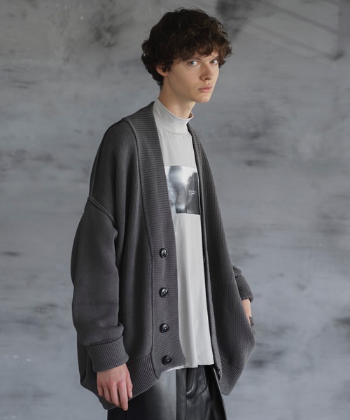 shiki tokyo(シキトウキョウ)の「OVERSIZED BALLON CARDIGAN / オーバーサイズバルーンカーディガン(カーディガン/ボレロ・メンズ・ダークグレー/アイボリー/ブラウン・MEDIUM/LARGE/SMALL)」の19枚目の写真