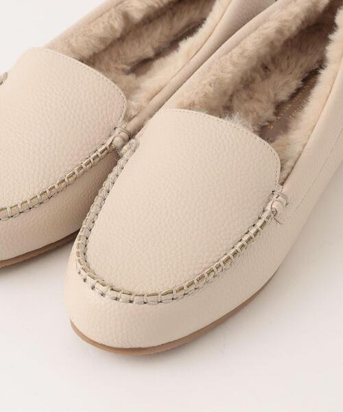 green label relaxing(グリーンレーベルリラクシング)の「フェイクファー ウォームモカシン(1cmヒール)(モカシン/デッキシューズ・レディース・オフホワイト/ライトブルー/ブラック/グレー・M/S/XL/L/XS)」の8枚目の写真