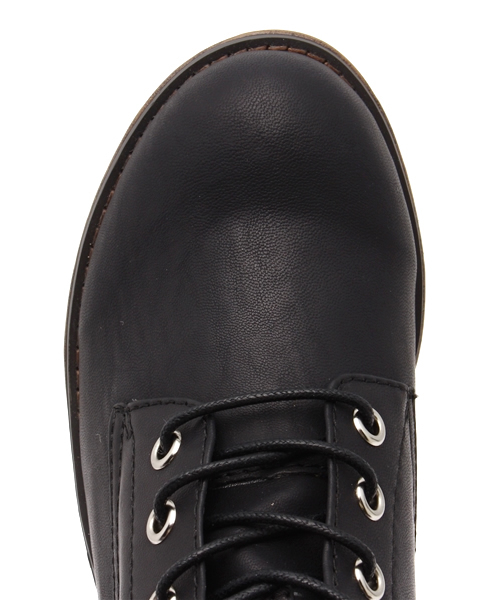 one after another NICE CLAUP（ワンアフターアナザーナイスクラップ）の「【non-no2月号掲載商品ナイスクラップ】レースアップショートブーツ（ブーツ・レディース・ブラック/ブラウン・SMALL/MEDIUM/LARGE）」の9枚目の写真