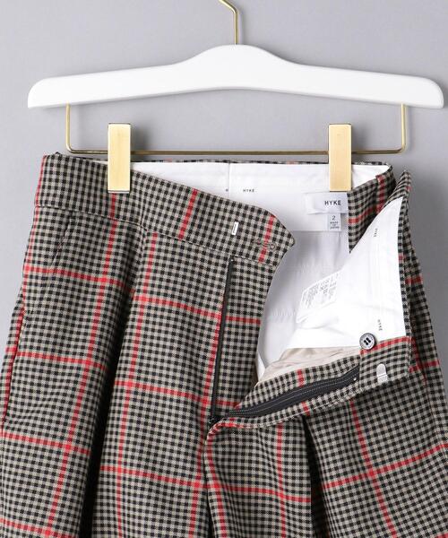 HYKE（ハイク）の「＜HYKE（ハイク）＞PLAID テーパードパンツ ■■■★（その他パンツ・レディース・ベージュ・1/2）」の3枚目の写真