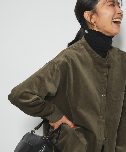 RIVE DROITE（リヴドロワ）の「程よく抜け感も演出してくれる　コーデュロイシャツ（シャツ/ブラウス・レディース・オフホワイト/カーキ・FREE）」の13枚目の写真
