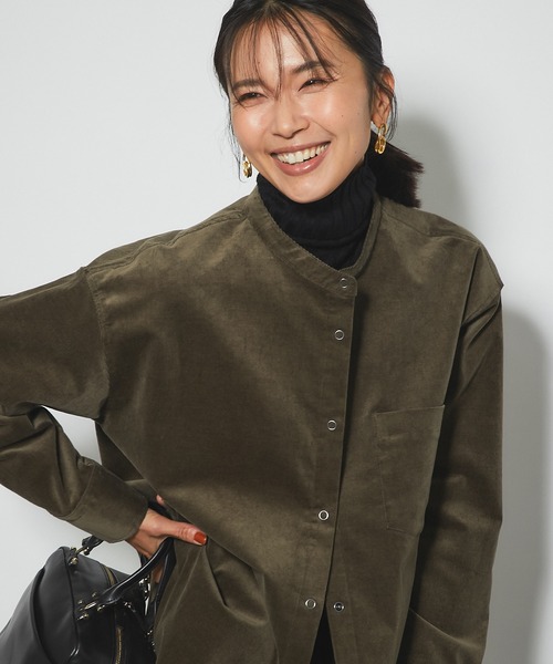 RIVE DROITE（リヴドロワ）の「程よく抜け感も演出してくれる　コーデュロイシャツ（シャツ/ブラウス・レディース・オフホワイト/カーキ・FREE）」の21枚目の写真