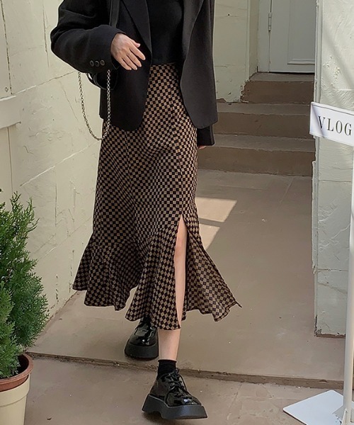 MANGROVE（マングローブ）の「チェッカー柄スリットマーメイドスカート（スカート・レディース・ブラウン・FREE）」の3枚目の写真